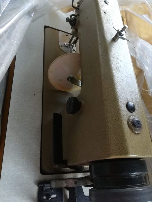 Máquina de costura  industrial