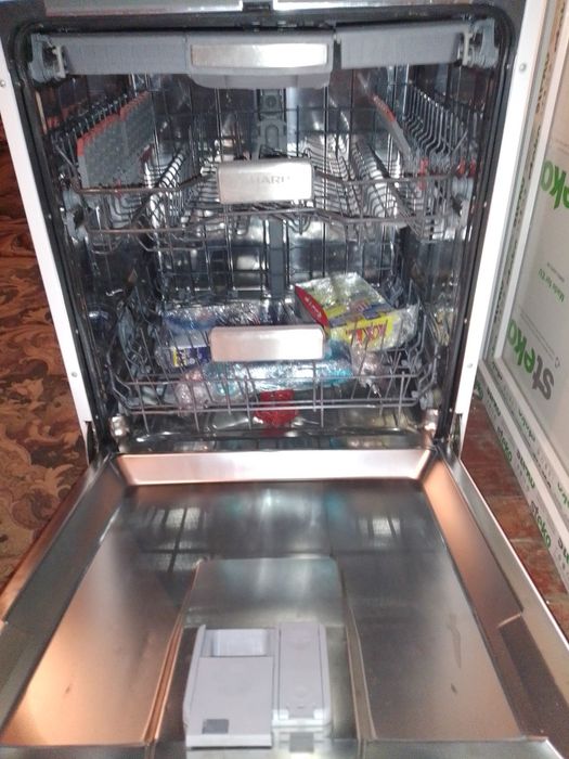 Посудомийна машина