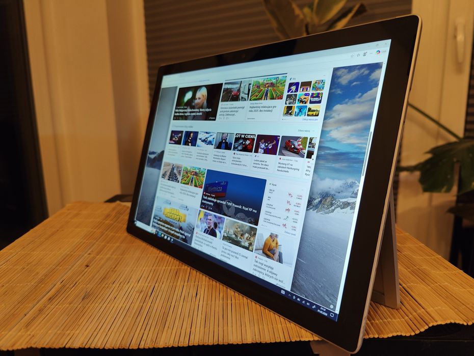 Surface 6 Windows i5 7300 Komputer tablet 2w1 UHD 128Gb SSD WiFi 5g