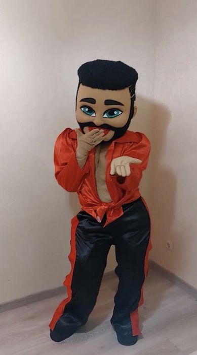 Стриптизер Арнольд