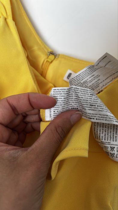 Macacão amarelo novo com etiqueta