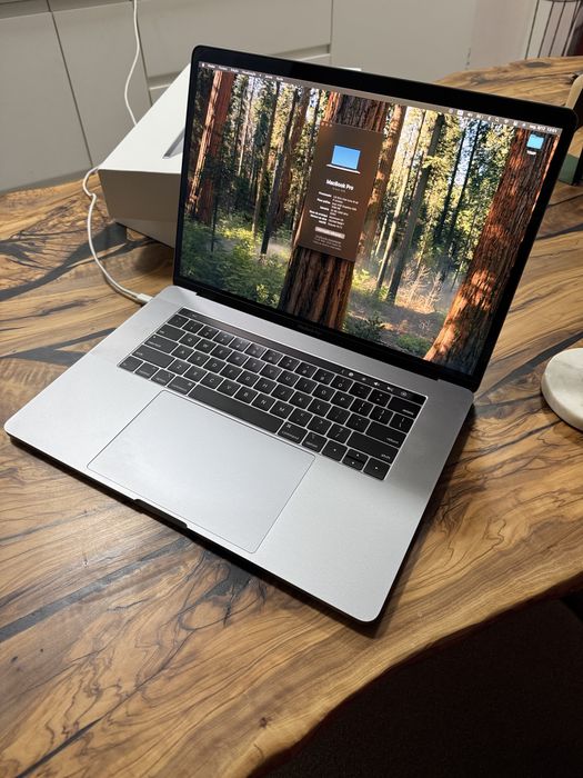 MacBook Pro 2018 (comprado 2020) i9 2.9Ghz 32gb 512ssd