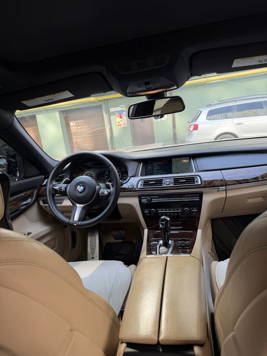 Bmw f02 740Li 2013