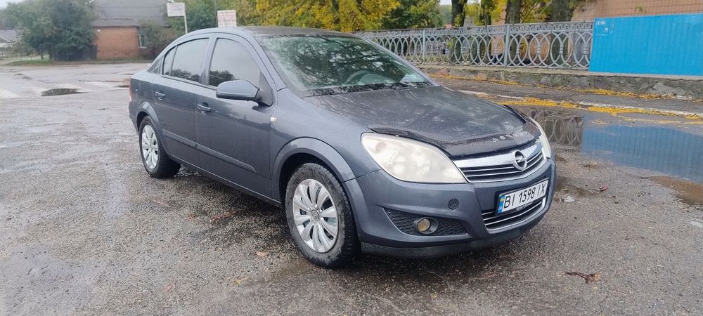 ТЕРМІНОВО Opel Astra 2008р