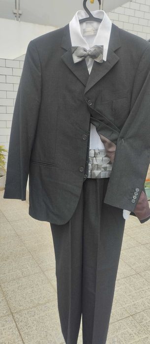 Fato para cerimónia