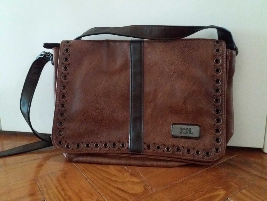 Mala de senhora Xti castanha