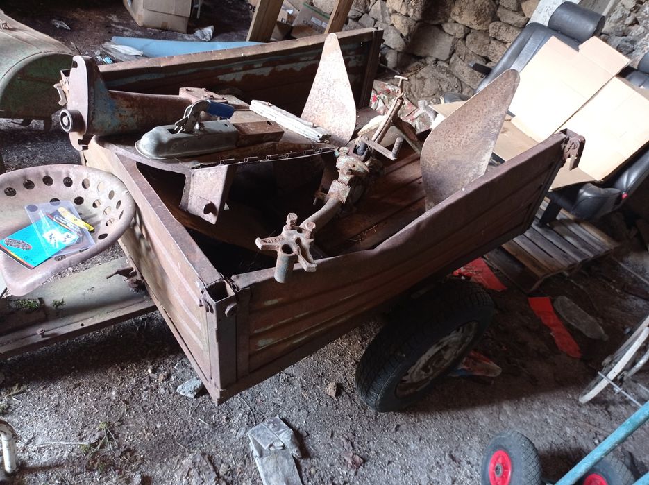 Moto cultivador  com motor Lombardini a gasolina