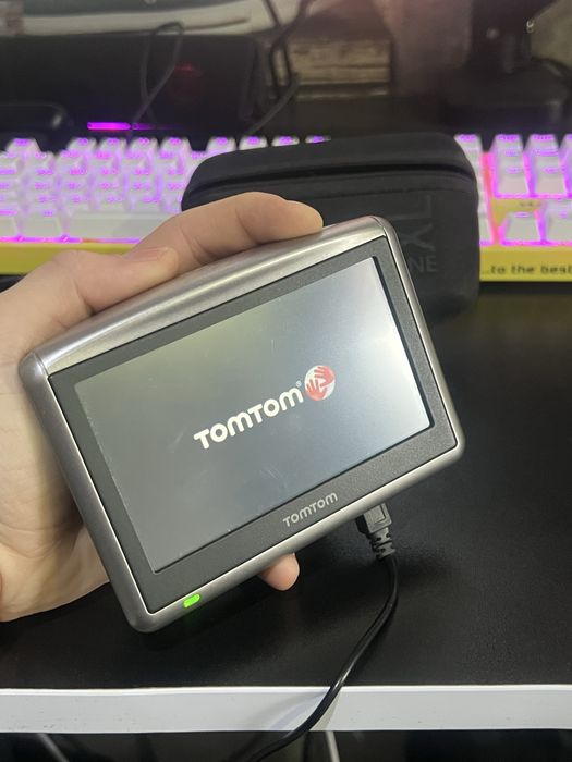 автомобильный GPS-навигатор TomTom ONE XL