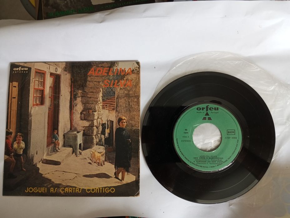 Vinil raro EP de Adelina Silva Joguei as cartas contigo de 1974
