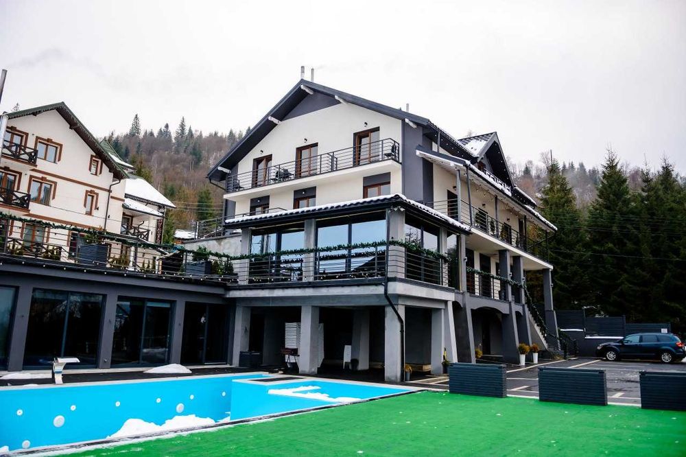 Продається готельно-ресторанний комплекс у серці Карпат (Поляниця)