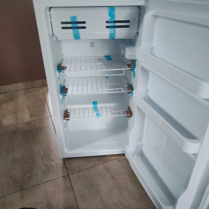 Lodówka Camfee rcd93wh2(e)