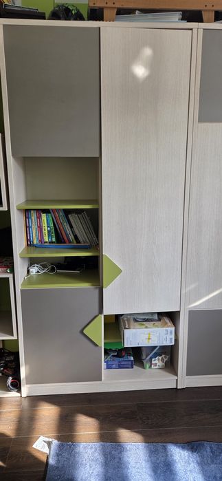 Zestaw mebli do pokoju dziecięcego strzałka BRW