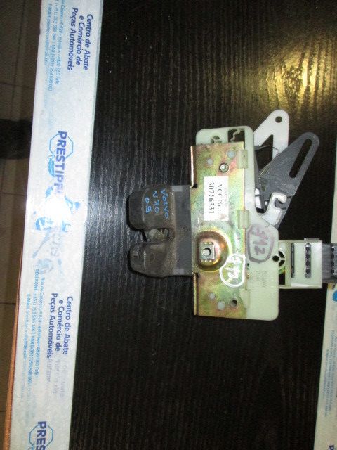 Fechadura / fecho da mala VOLVO V70 II (SW)