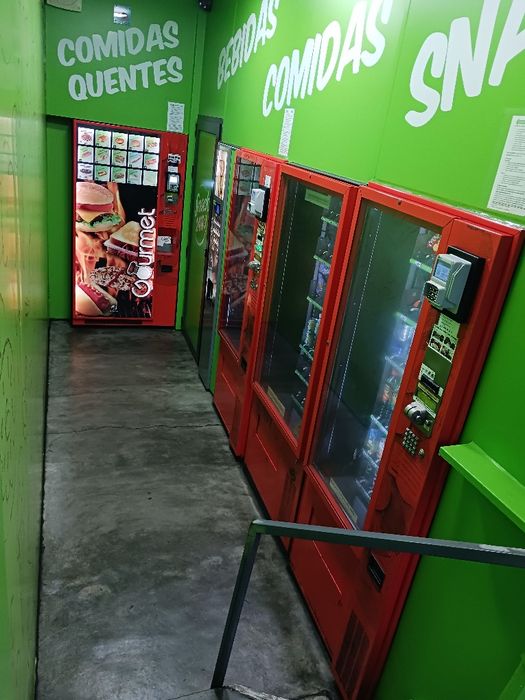 Trespasse loja conveniência/vending 24horas (em funcionamento)