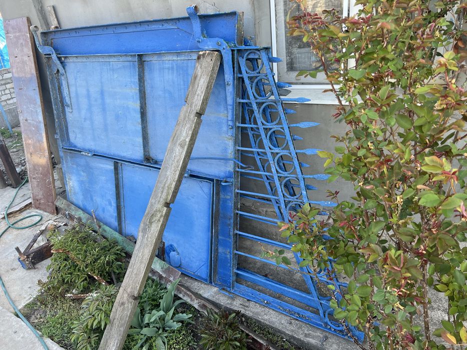 Продам металические ворота