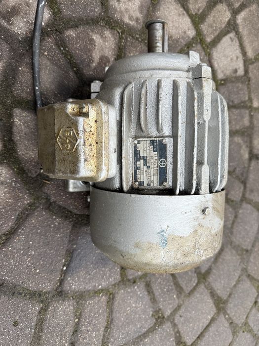 Silnik elektryczny 1,1kw ,380v, 1400obr