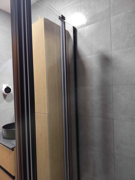 Resguardo duche de vidro fixo 70x190 e porta de fole 90-100x190.