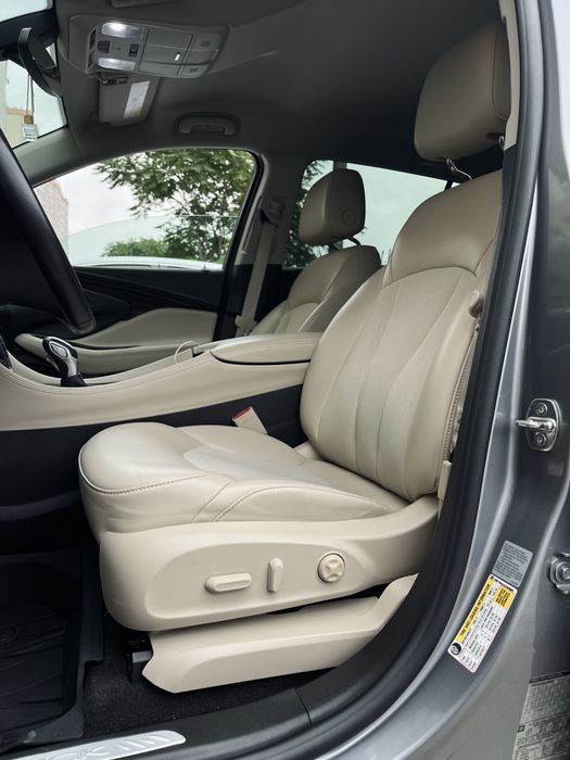 Продам идеальный Buick Envision