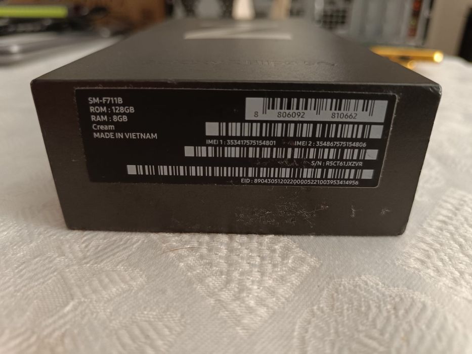 Samsung 3 flip 128gb