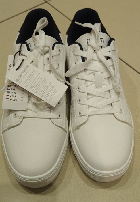Buty męskie młodzieżowe Gap stan Nowy