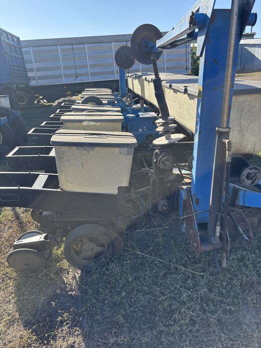 Сівалка Kinze 2000