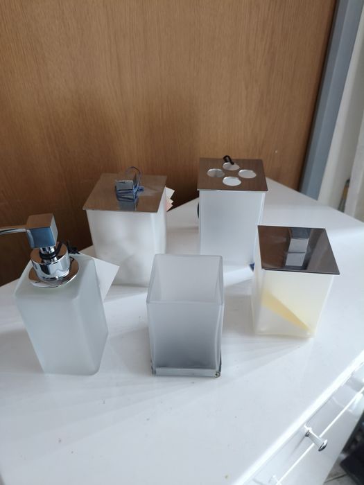 Toalheiros e acessórios latão cromado e inox