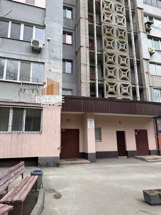 Продажа 3-комнатной квартиры. Запорожское шоссе 40.