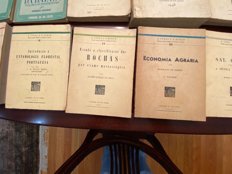 Livros Coleção “A Terra e o Homem” dirigida pelo Prof Henrique Barrros