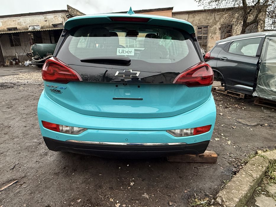 Задний бампер Chevrolet Bolt EV цвет 322Е в сборе