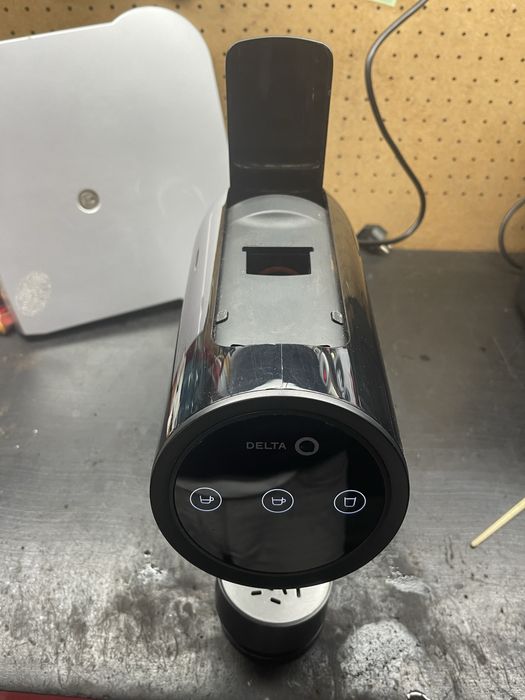Maquina cafe capsulas delta Q iconiq