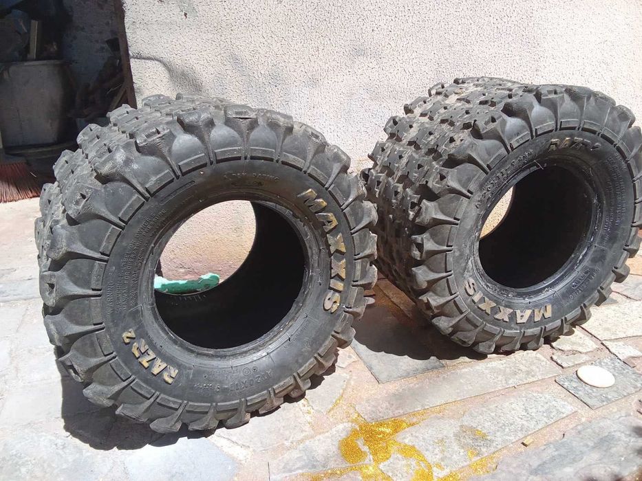 pneus maxxis rzr2 jante 9