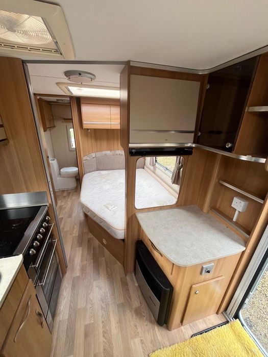 Coachman 560 VIP - 4 - 2011 - Mover- Solar