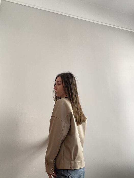 Жіноча бежева косуха,  оверсайз , подовжена