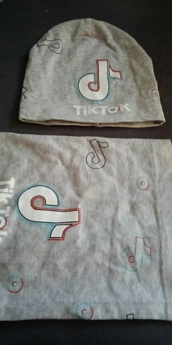 Sprzedam nowe czapki zestawy