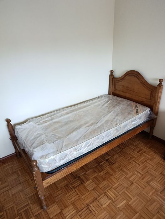 Cama Solteiro com Colchão