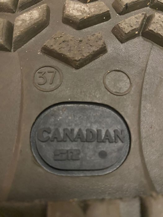 Ботинки CANADIAN зимние ( непромокаемые )  37 р.               .