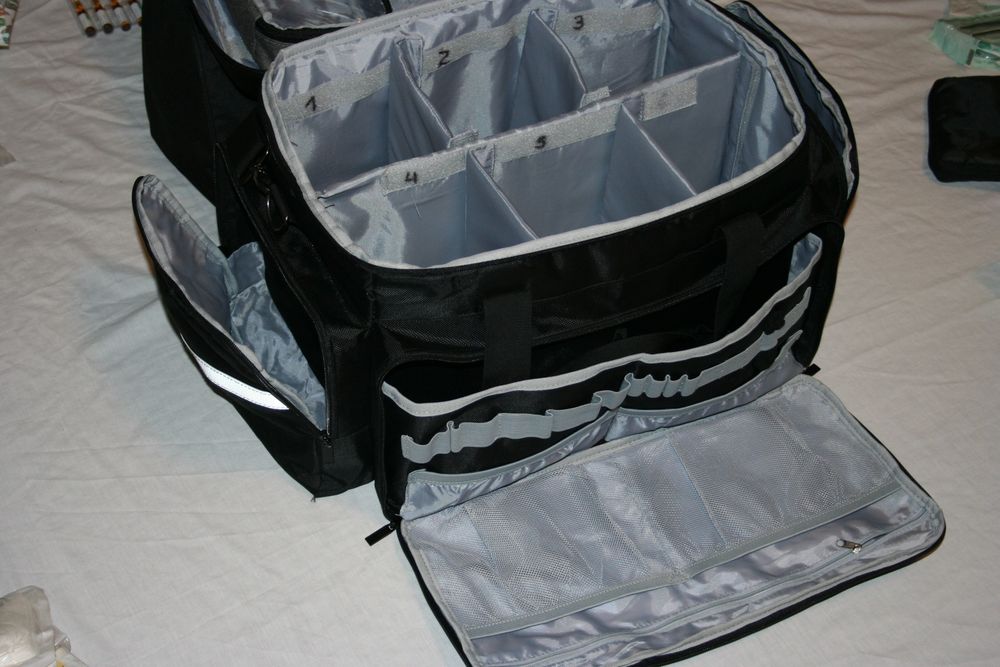 Mala de transporte de material e equipamento clínico