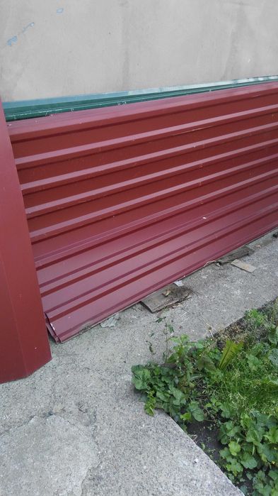 Металопрофіль крашений вишневого кольору ПС20  1150*2400*0.45