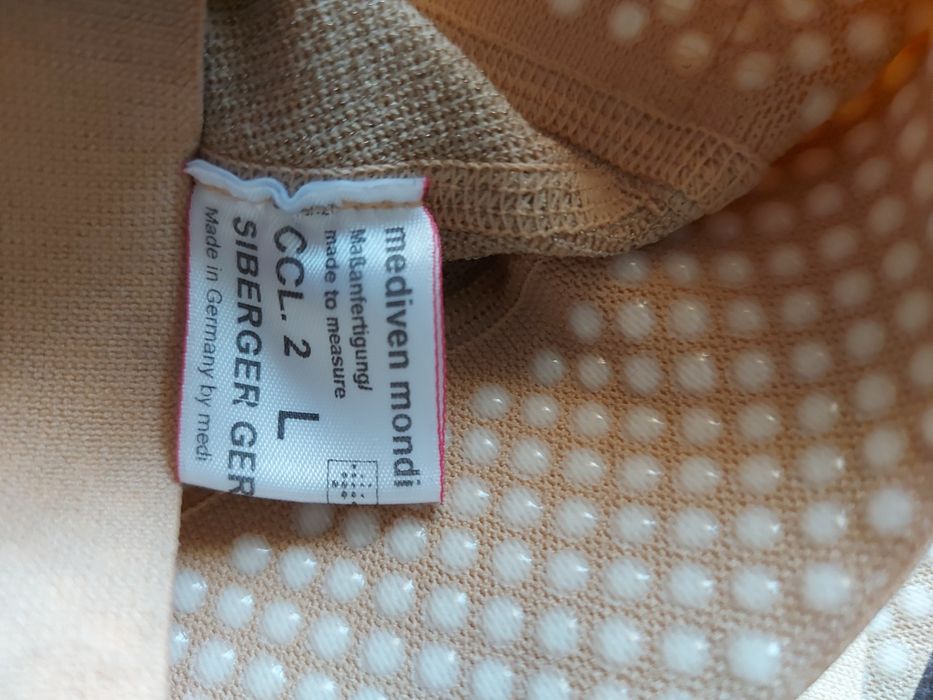 Beżowe wysokie skarpety uciskowe Mediven mondi CCL2