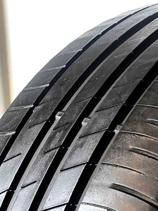 Pneus Goodyear Efficient Grip Performance - 215/55/16 - Como NOVOS
