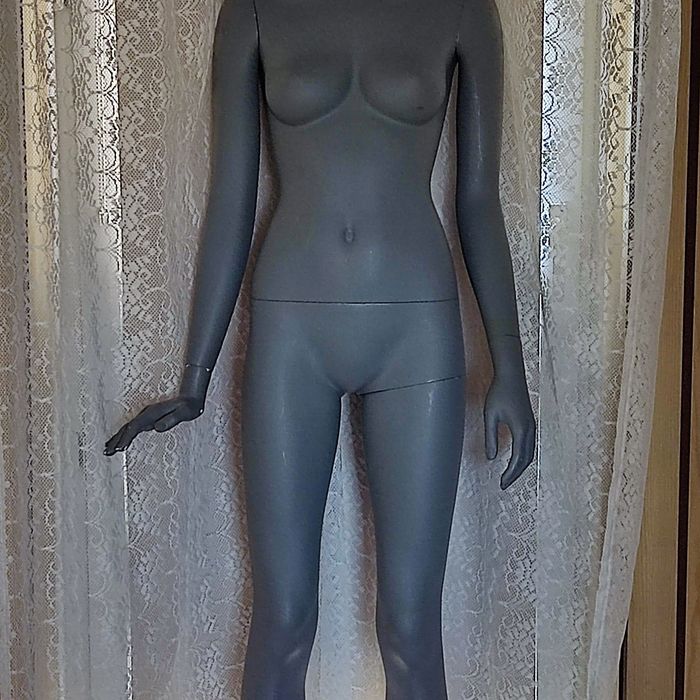 Manekin  More Mannequins damski