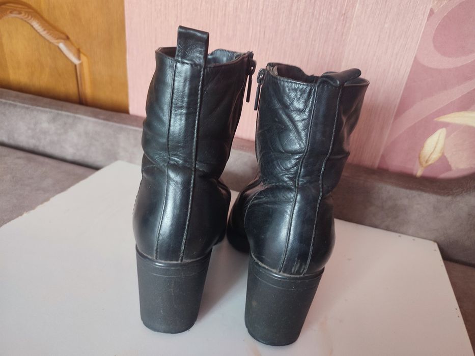 Зимові ботинки, черевики 40 р