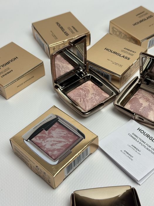 Румʼяна румяна Hourglass Ambient Mood Exposure