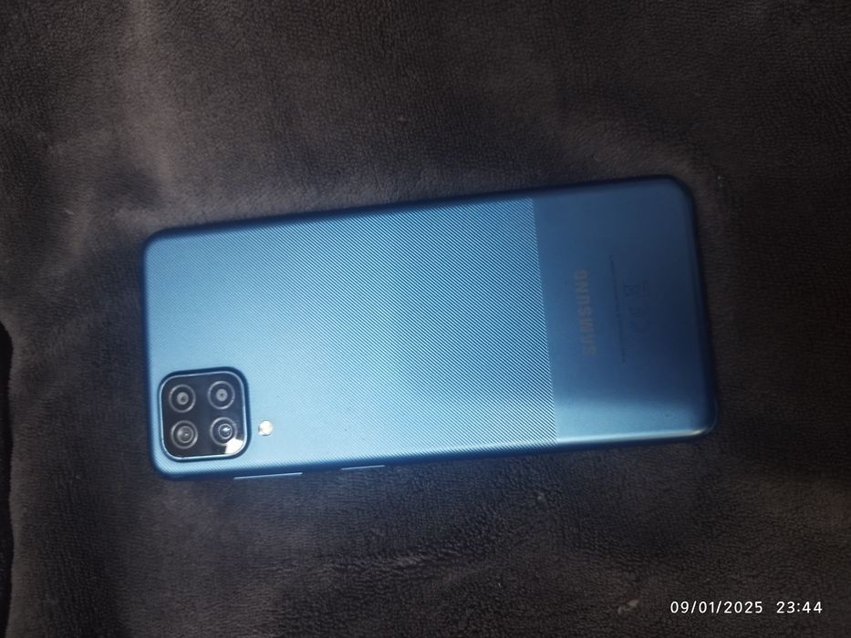Samsung A12 64gb usado
