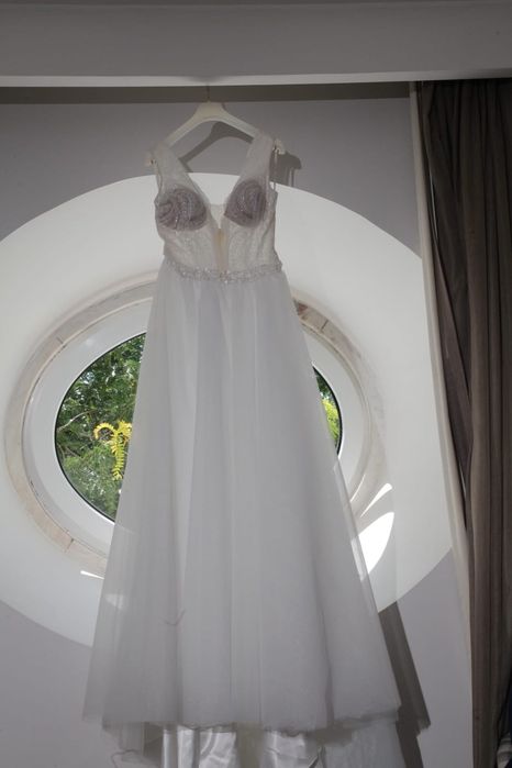 Vendo vestido de noiva usado modelo princesa em bom estado