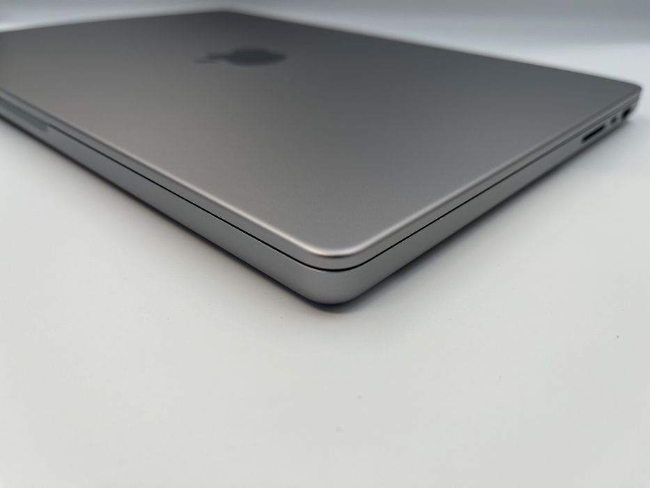 Macbook pro a2442 M1 PRO  32 gb 1TB SSD space grey 33 cykli