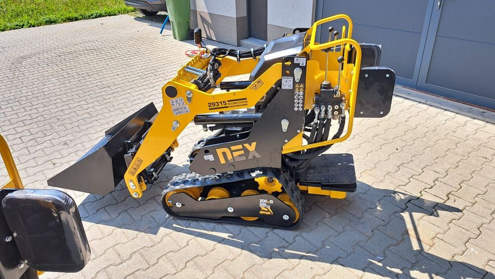 NEX MULTI  mini ładowarka gąsienicowa NEX MULTI ładowarka