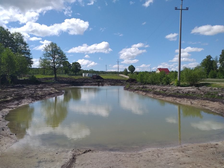 Roboty ziemne Kopanie stawy wykopy pogłebianie skarpowanie  plaże wyci