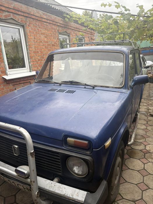 Продам Ниву 1,7 бензин
