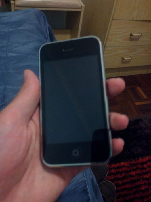 iPhone 3 32GB64739984457859122